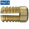 mocowanie-mosiezne-fischer-pa4-rozpierane-w-murze-pelnym
